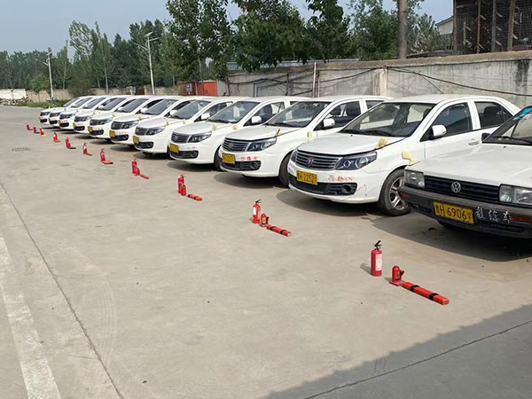 梁山拿證快的駕校